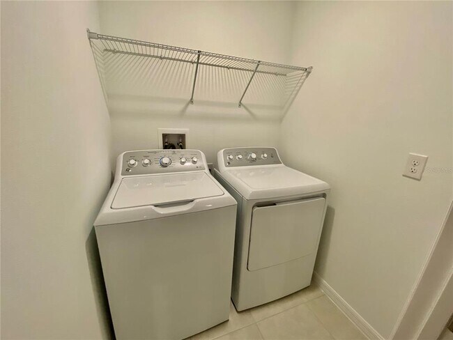 Building Photo - 10373 Lavender Aster Trl