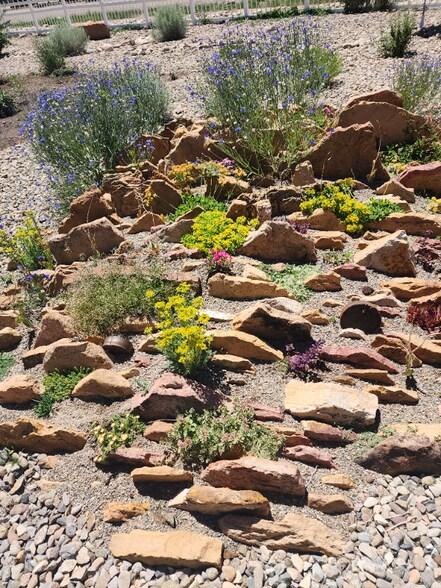 Building Photo - 100 Bauer Ave