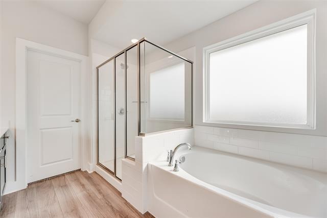 Building Photo - 733 Peaceful Ln