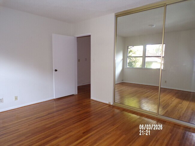 Building Photo - 5832 Bowcroft St