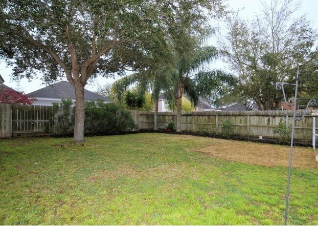 Building Photo - 122 Crystal Reef Dr