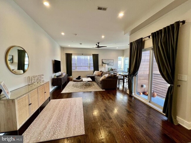 Building Photo - 1246 S Hancock St