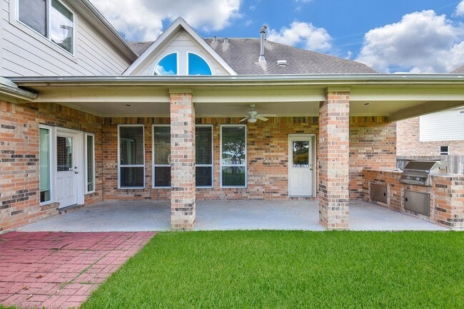 Building Photo - 2403 Galleon Point Ct
