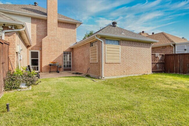 Building Photo - "Charming 4-Bedroom Home with 3 Full Baths...