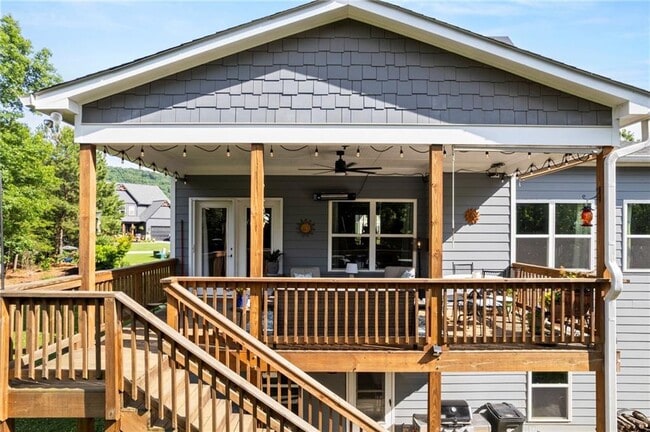 Building Photo - 175 STONELEDGE TRCE N