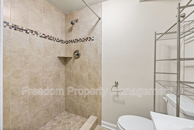 Building Photo - 5256 Sudberry Ln
