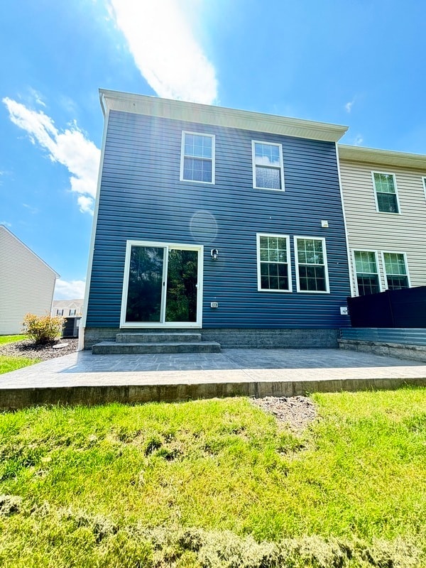 Building Photo - 415 Locust Run Dr