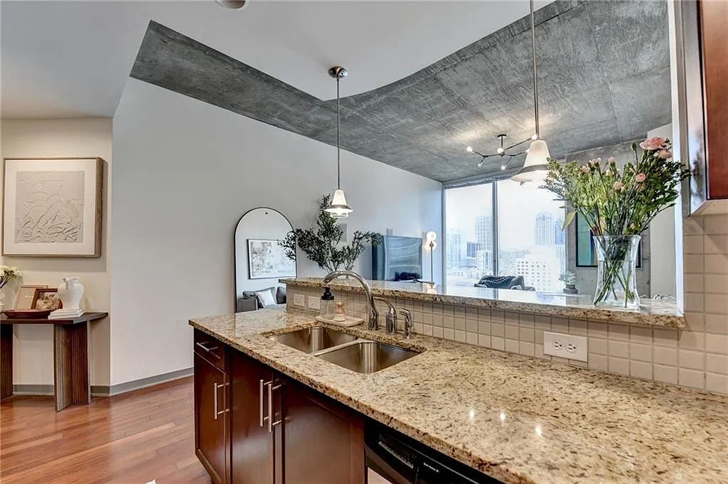 Building Photo - 855 Peachtree St NE