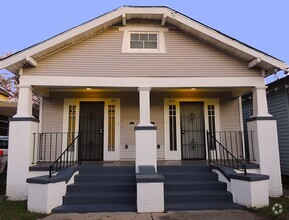 Building Photo - 1415 Gallier St