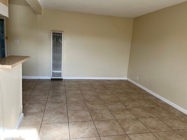 Living room - 6726 Keltonview