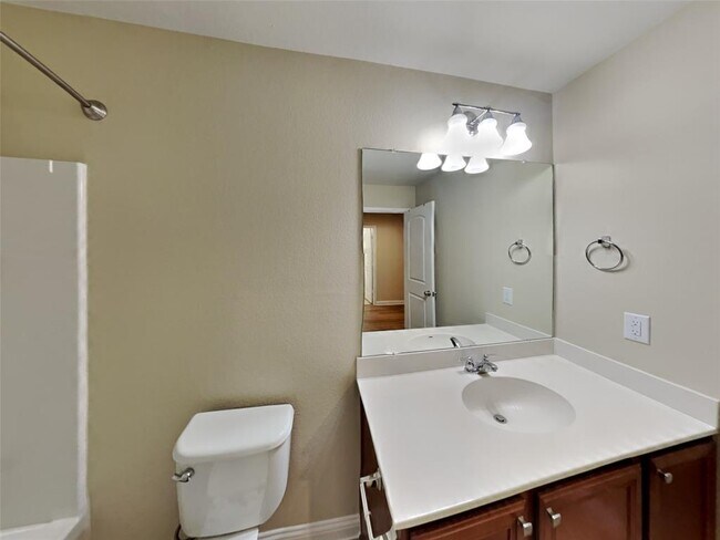 Building Photo - 16240 Travesia Way