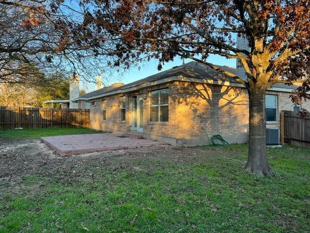 Building Photo - 908 Rocking Spur Cove