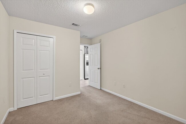 Building Photo - 13792 Herons Landing Way