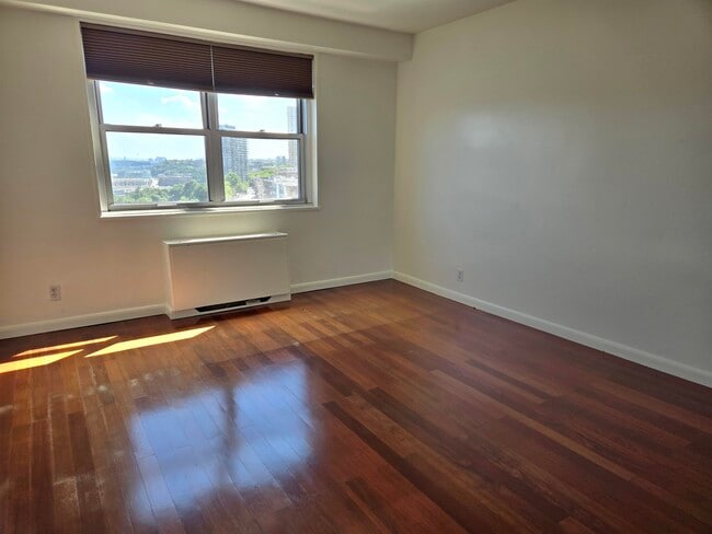 Building Photo - 6600 JFK Blvd E