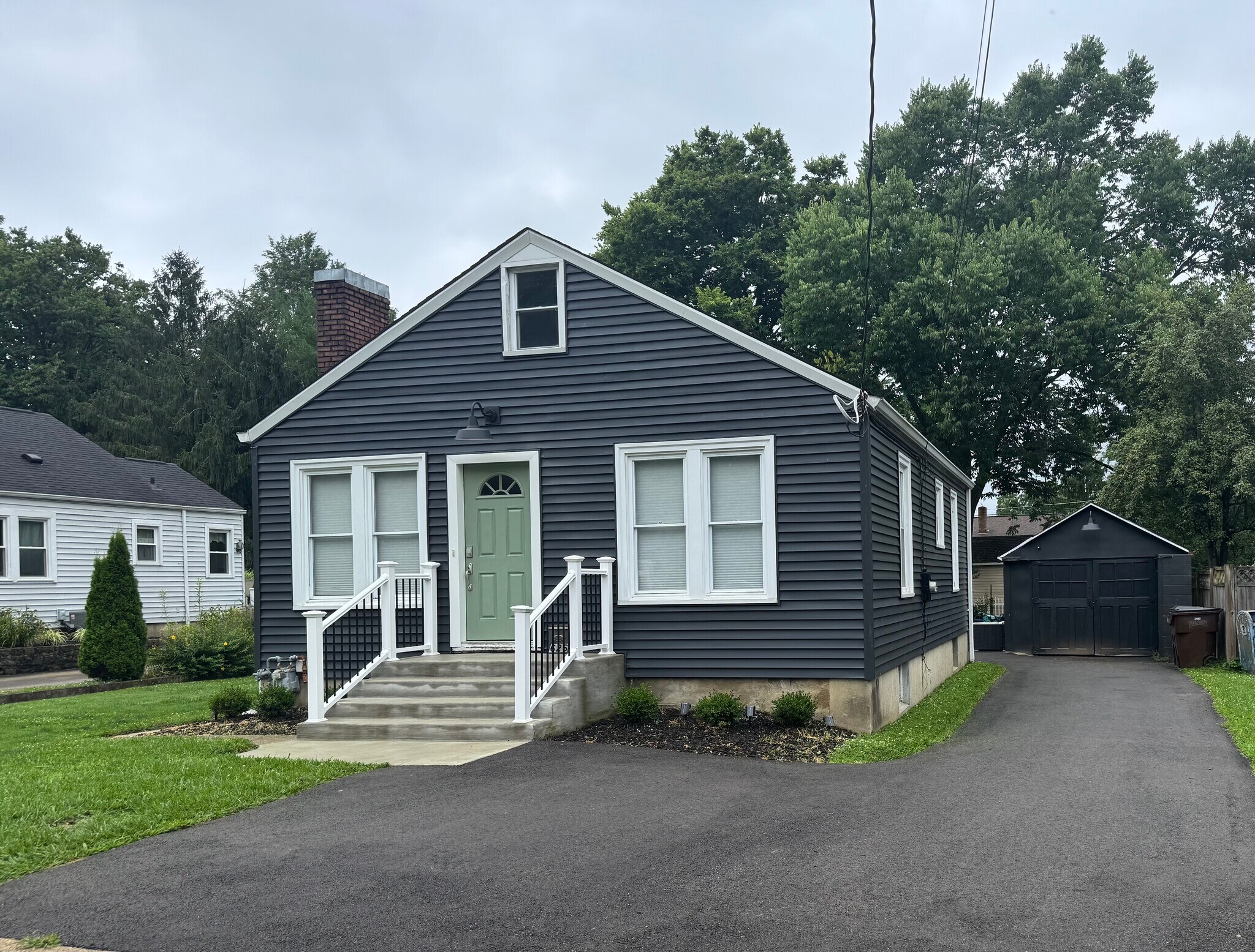 Building Photo - 626 Tyler Ave