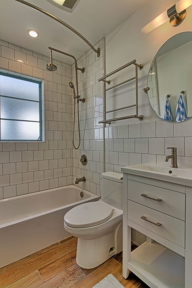 Building Photo - 1078 Seaward- MFR