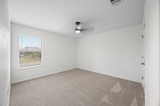 Building Photo - 3103 Cashell Wood Dr