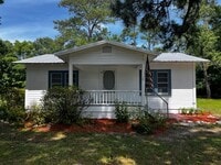 Building Photo - 2 Bedroom 1 Bath House