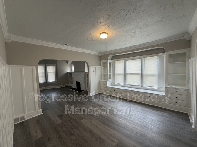 Building Photo - 3346 E 134th St