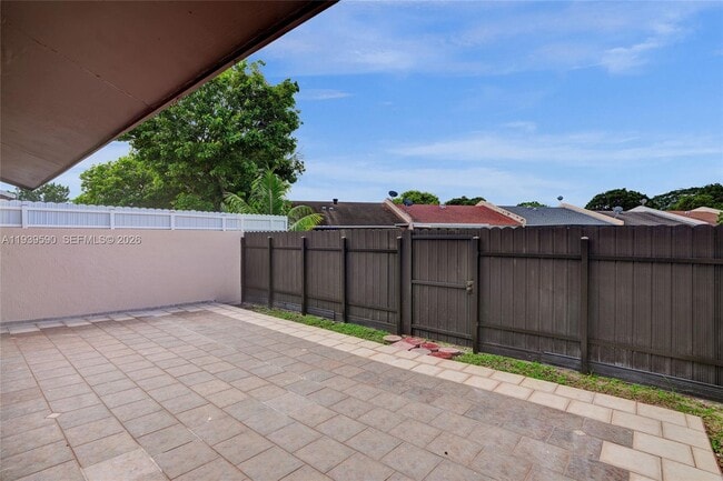 Building Photo - 5314 SW 140th Pl