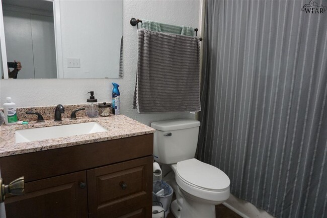 Building Photo - 4324 Edgehill