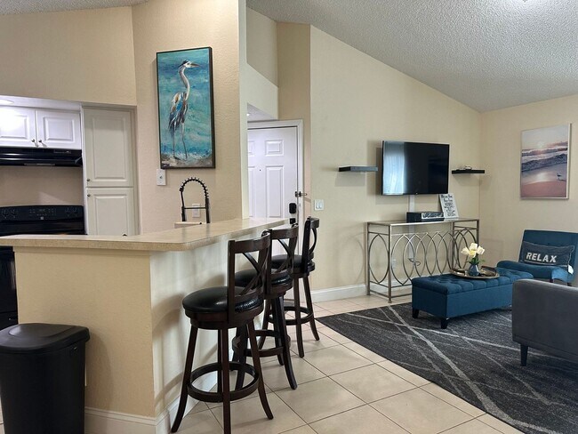 Building Photo - 2/2 Fully Furnished Condo in Orlando