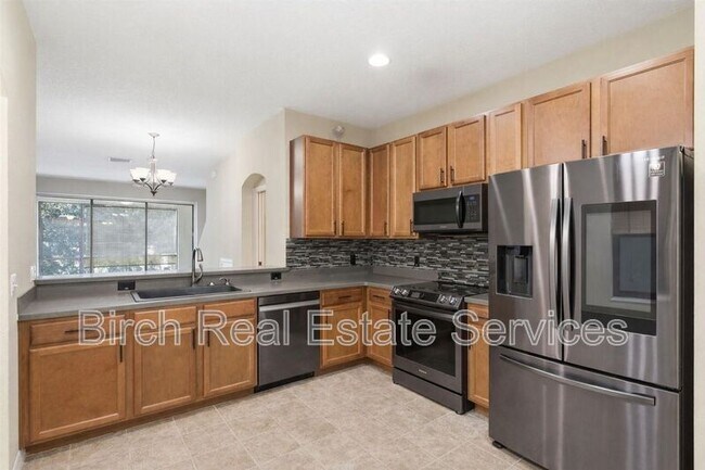 Building Photo - 11840 13th Way N