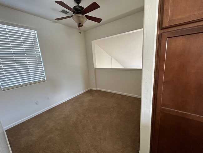 Building Photo - Beautiful & Spacious home in The Desirable Bella Serra Gated Community!