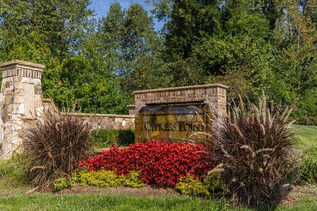 Building Photo - $2,595 - 3 Bedroom 2.5 Bathroom Townhouse ...