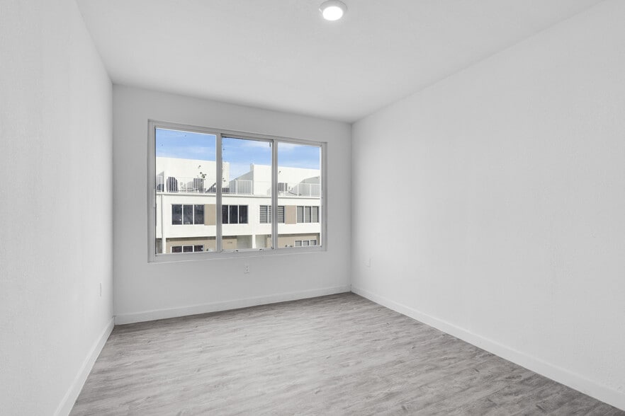 Building Photo - 25884 SW 139th Path