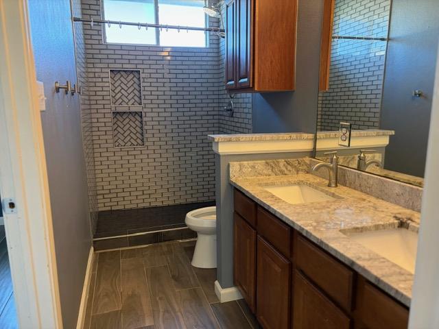 Building Photo - 118 Almquist St