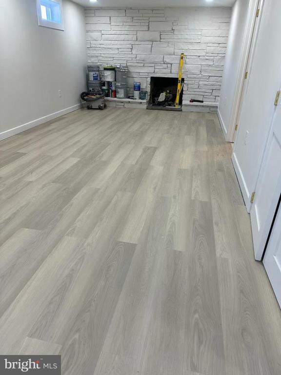 Building Photo - 7103 Loch Raven Rd