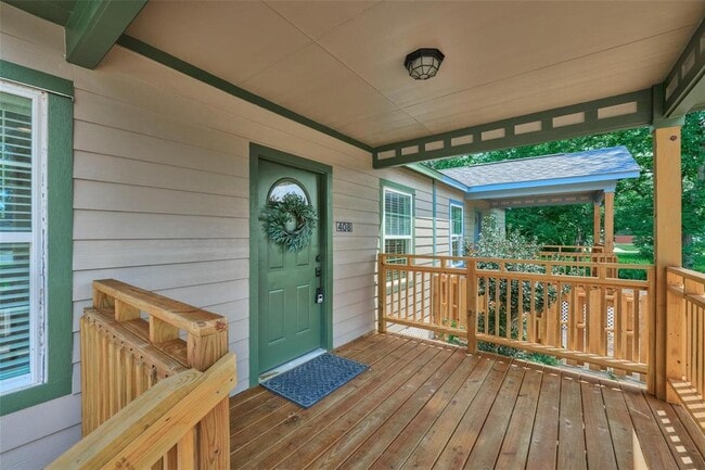 Building Photo - 408 Mcphail St