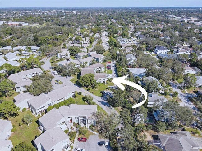 Building Photo - 428 Windrush Bay Dr