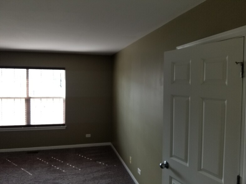 Building Photo - 1196 Megan Ct