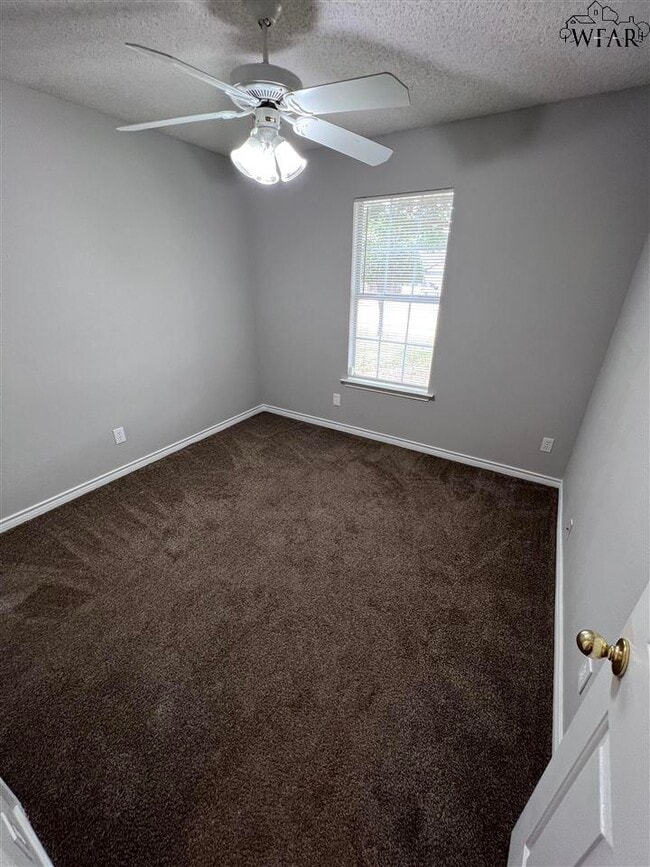 Building Photo - 5316 Pebblestone Dr