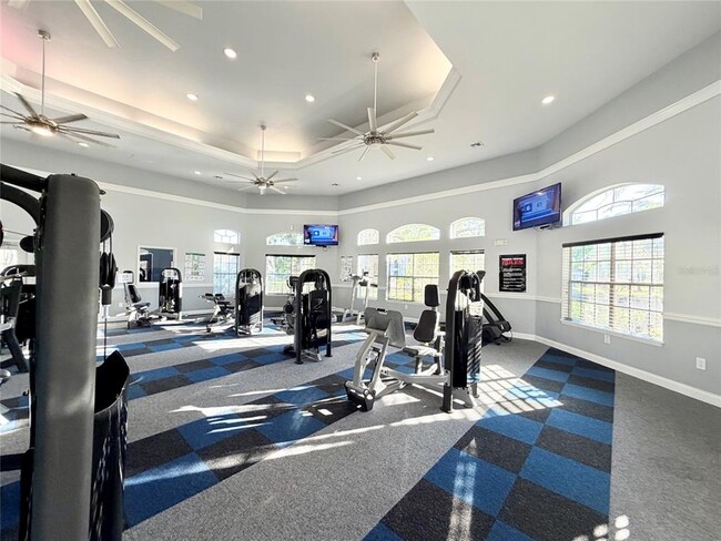 Building Photo - 13827 Fairway Island Dr