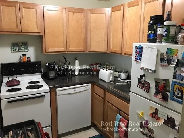 Building Photo - 33 Lancaster Terrace