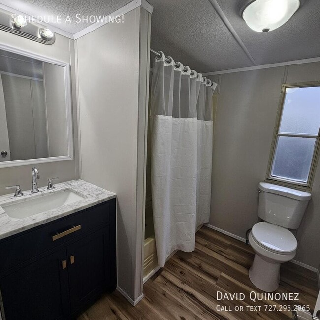 Building Photo - 5610 Lesteele-