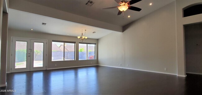 Building Photo - 4117 W Menadota Dr