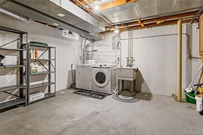 Building Photo - 14962 Eldorado Terrace