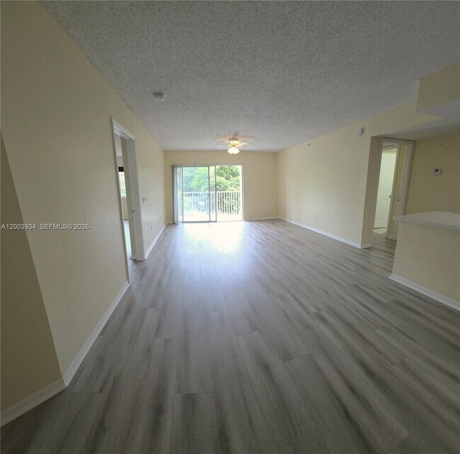 Building Photo - 5051 Wiles Rd