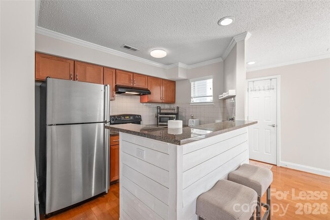 Building Photo - 2510 Cranbrook Ln