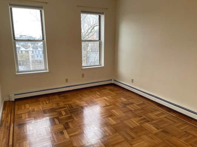 Building Photo - 55 Bonn Pl