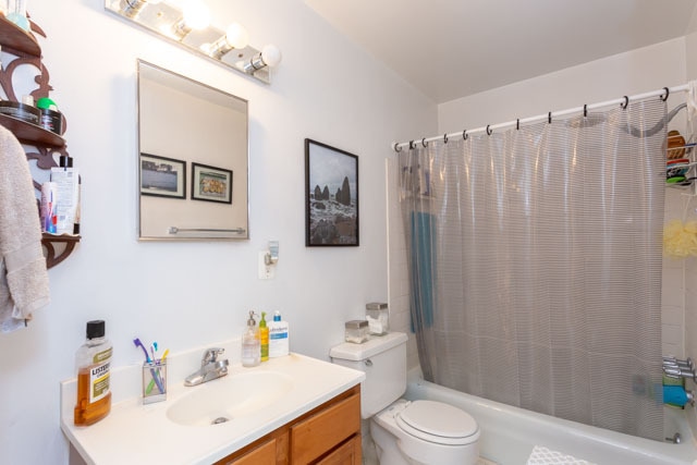 Building Photo - 1776 Lanier Pl NW