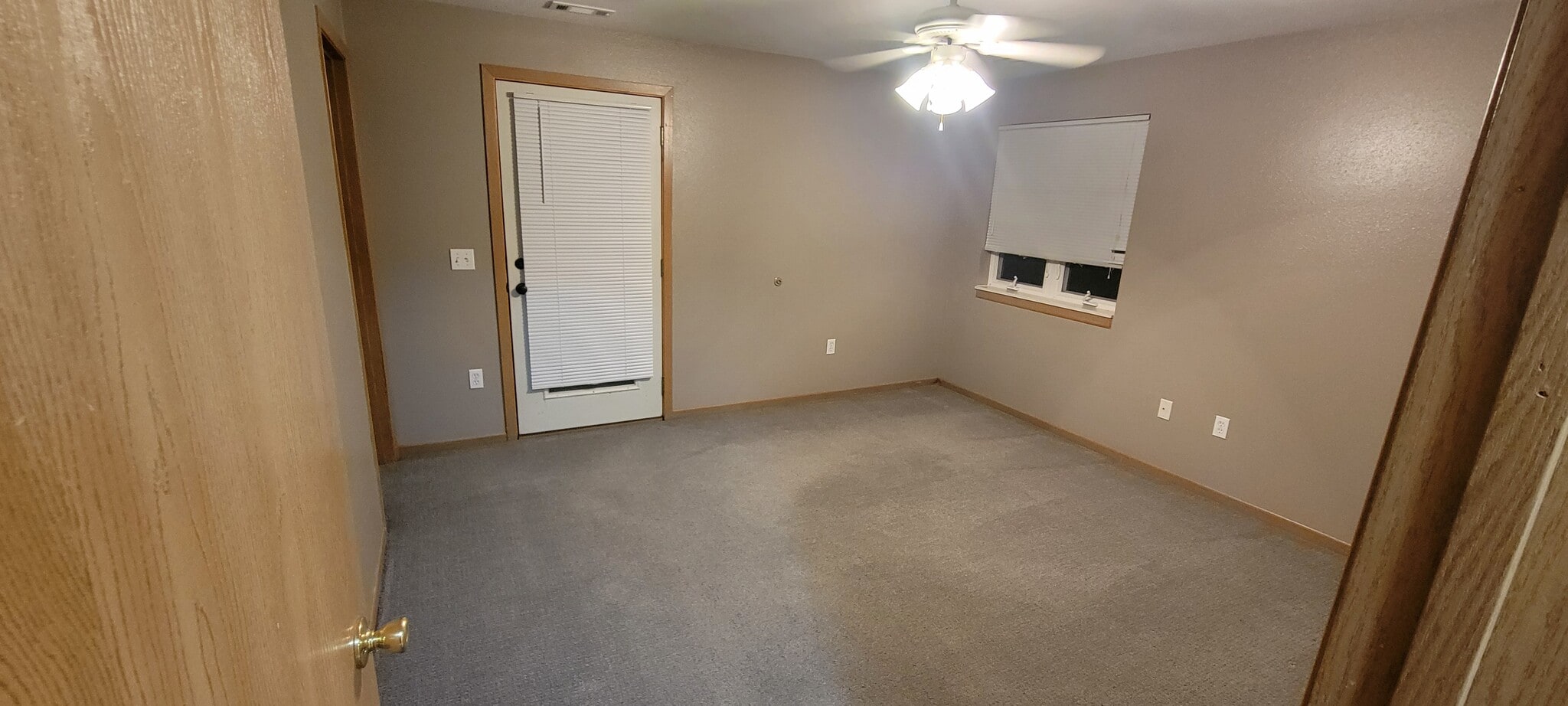 Building Photo - 1308 E Redwood Blvd