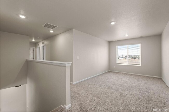 Building Photo - 11437 Splake St