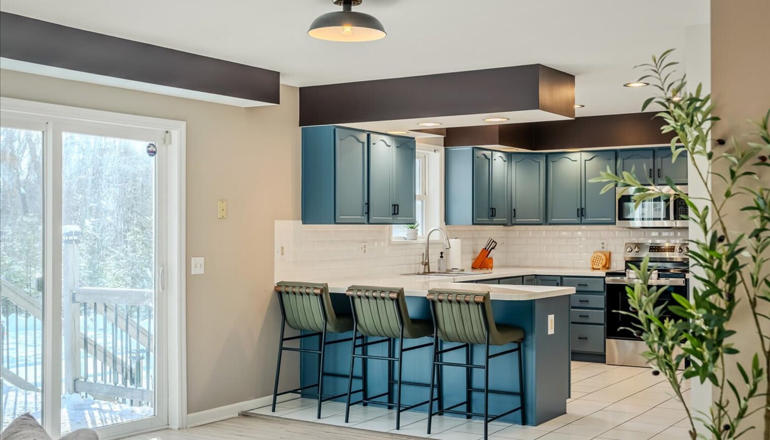 Building Photo - 280 Canal Rd