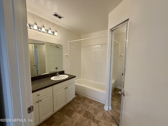 Building Photo - 1717 County Rd 220