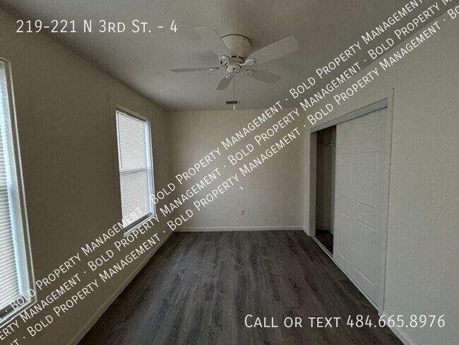 Building Photo - 219-221 N 3rd St.-4